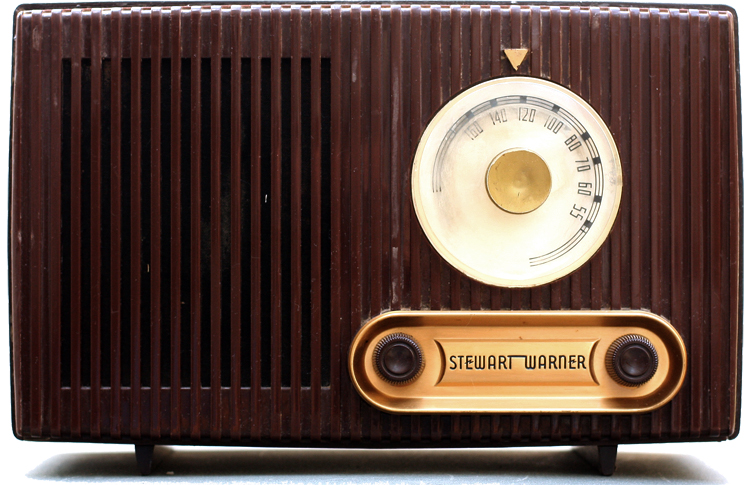 Stewart-Warner 9152-B radio